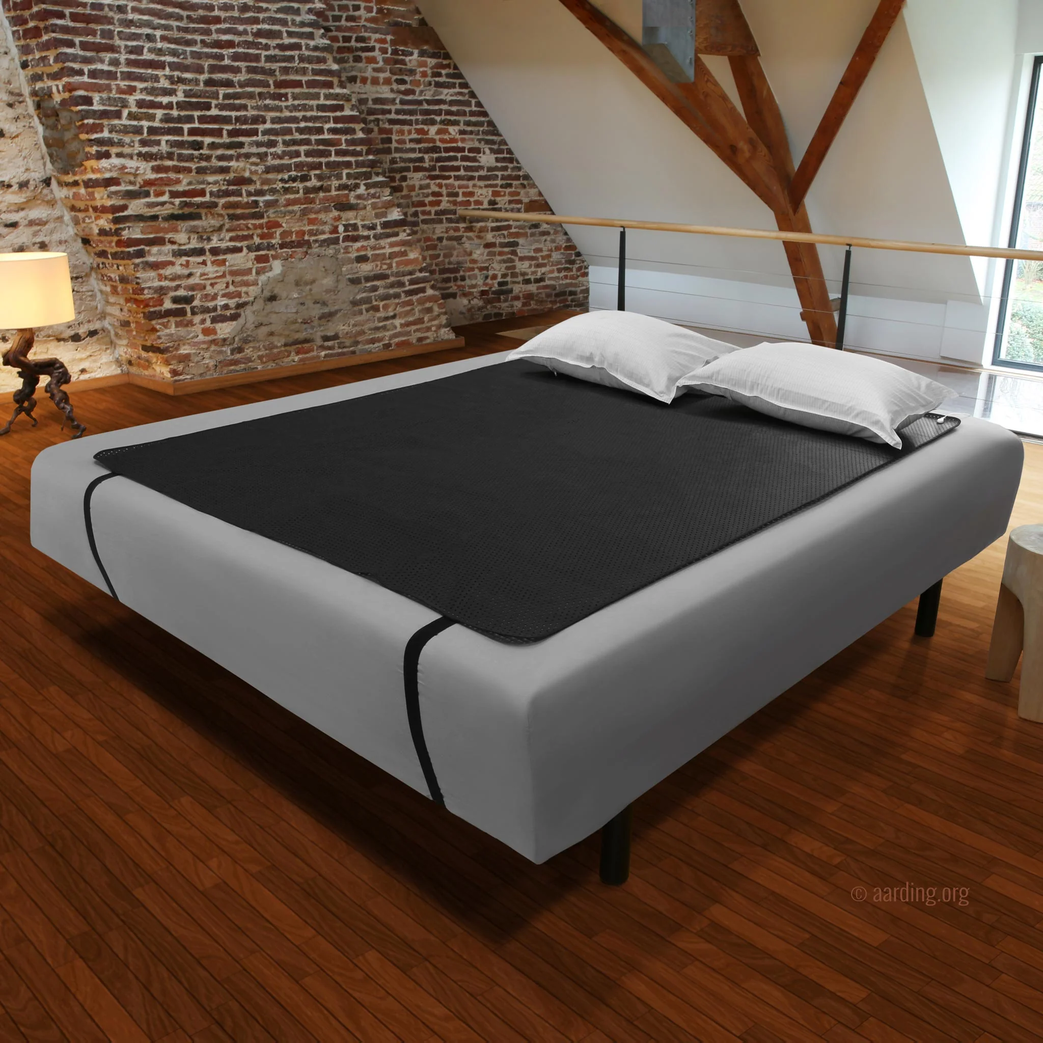 Grounding Sleep Mat, Double 136x180cm (54"x71"), incl. cable 5m & adapter - Image 2