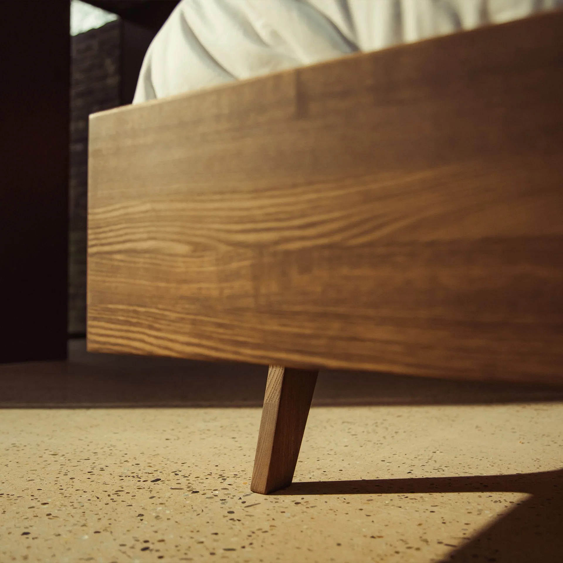 Tuur® Bedframe - Image 3